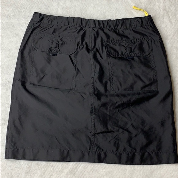 Ralph Lauren Golf skorts, size 4 - Picture 2 of 5